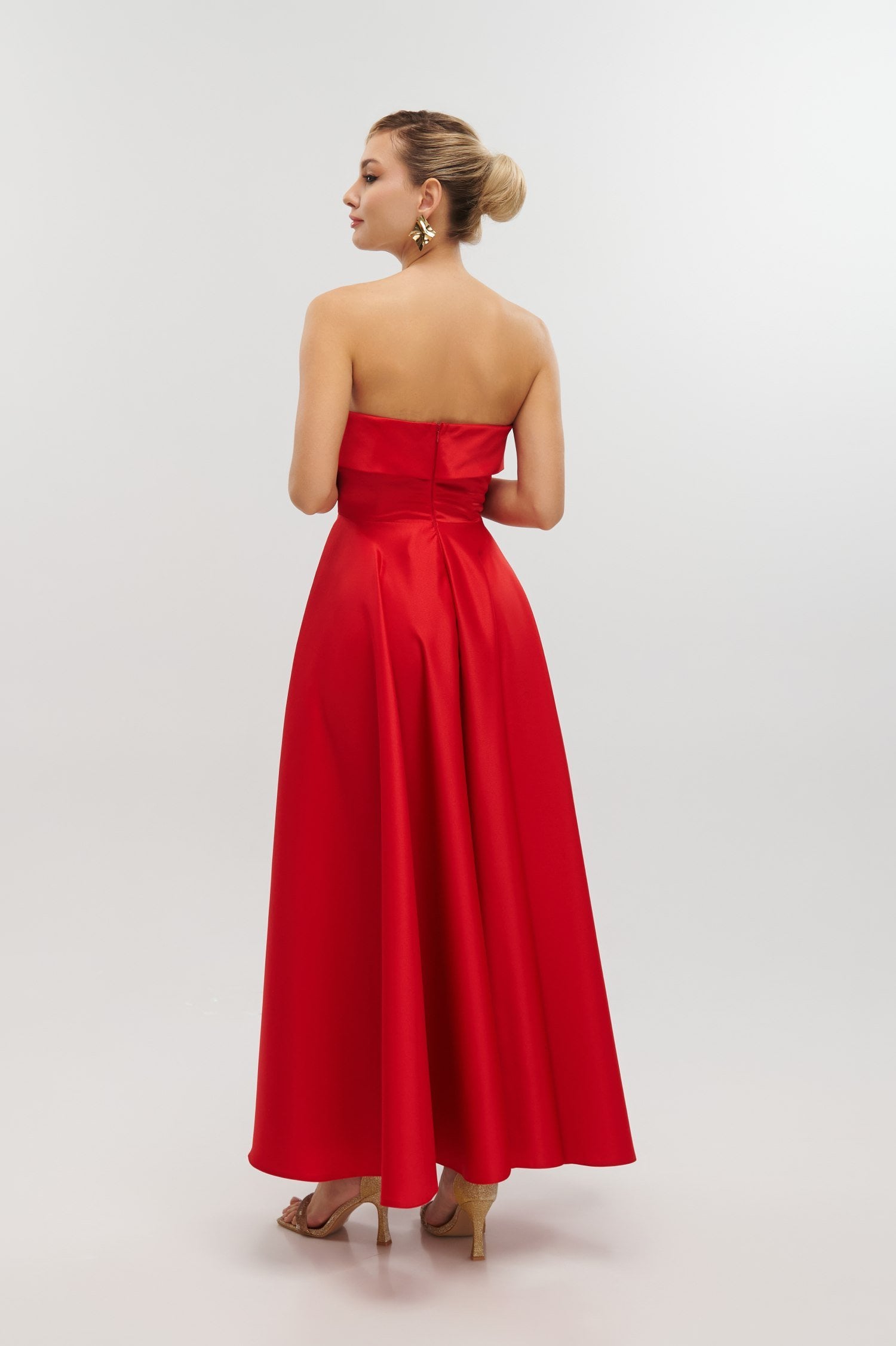 Σατέν Midi Φόρεμα Strapless Σε Άλφα Γραμμή Κόκκινο - Marlen
