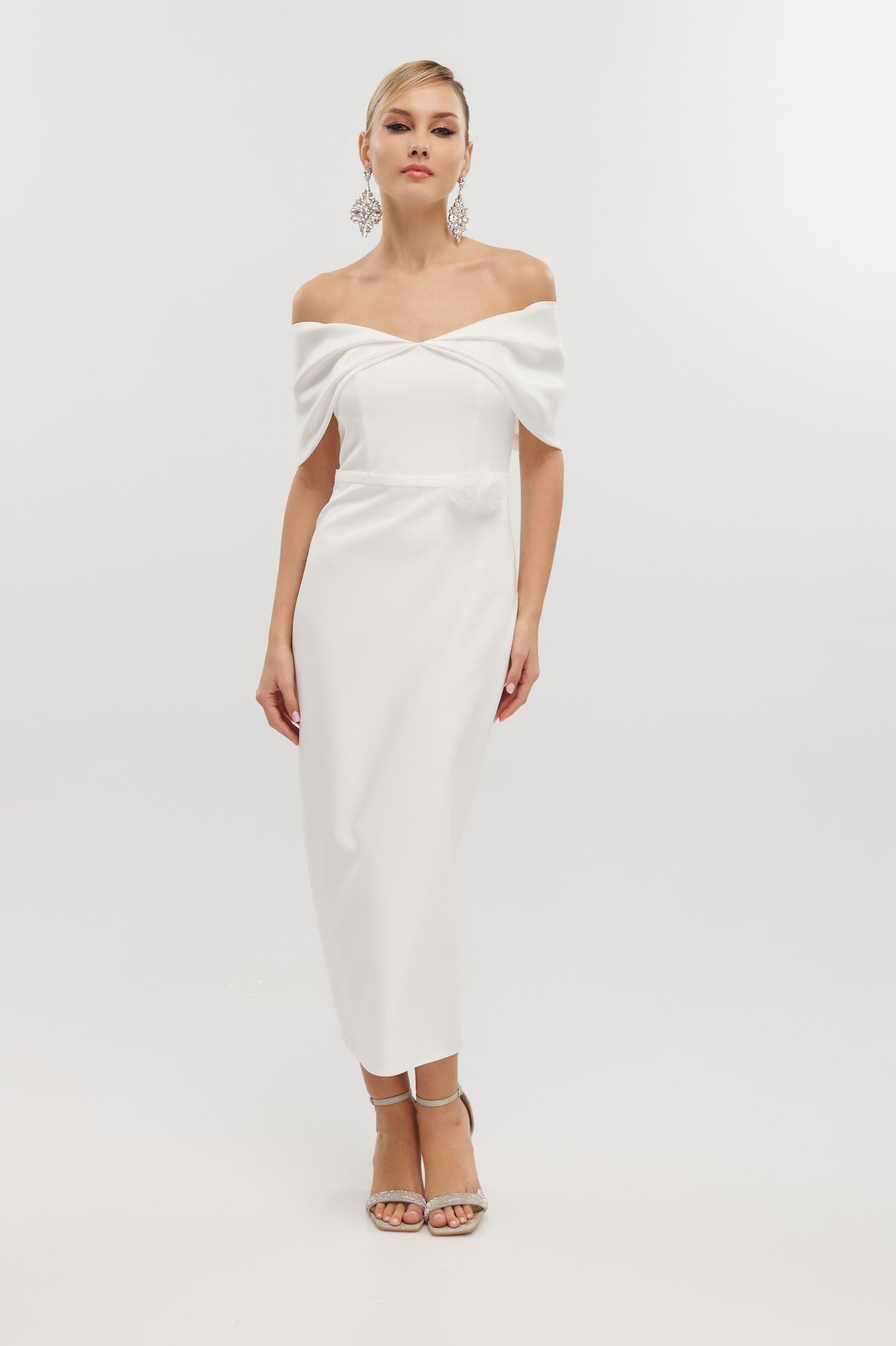 Φόρεμα Κρεπ Midi Off Shoulder Με Μπουτονιέρα Λευκό - Thalie