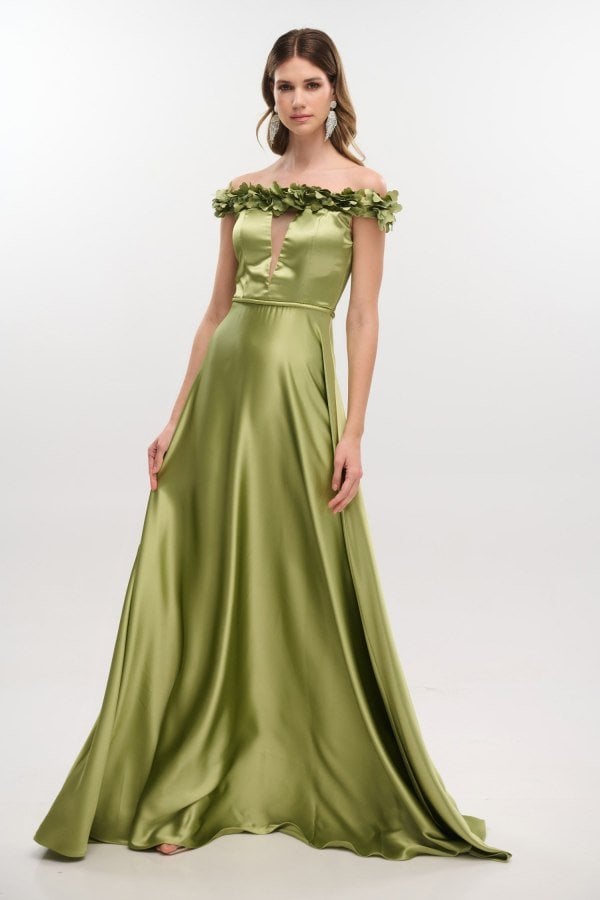 Maxi Φόρεμα Σατέν Off Shoulder Με Λουλούδια Olive - Colette