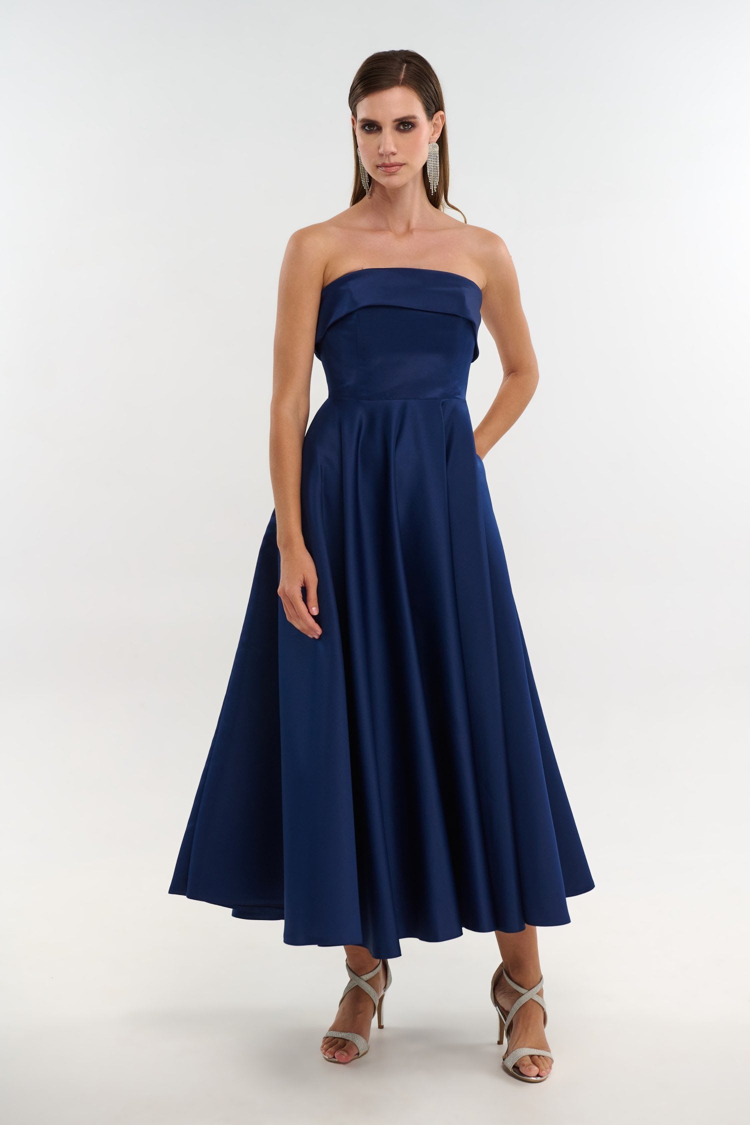 Σατέν Midi Φόρεμα Strapless Σε Άλφα Γραμμή Navy Blue - Marlen - Image 3