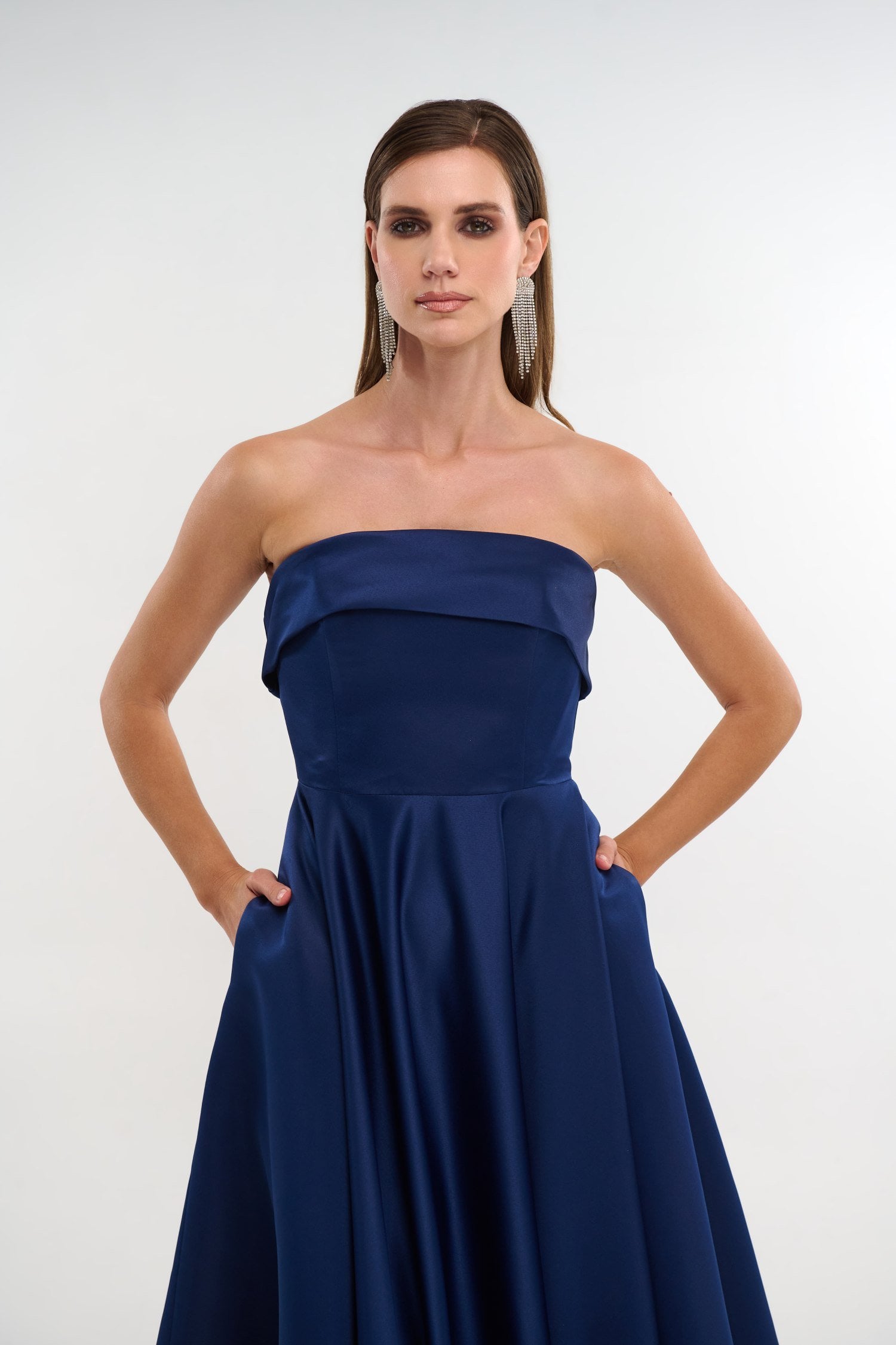 Σατέν Midi Φόρεμα Strapless Σε Άλφα Γραμμή Navy Blue - Marlen - Image 4