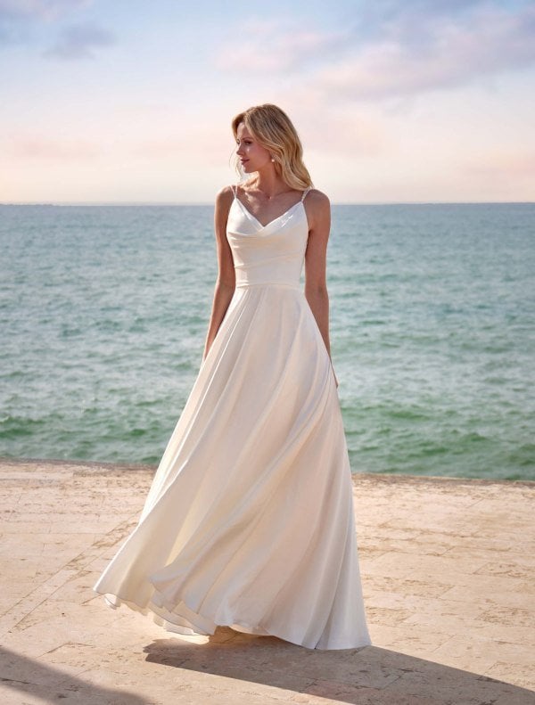 Bridal Φορεμα Σατέν Με Τιράντες Διακοσμημένες Με Πούλιες Λευκό