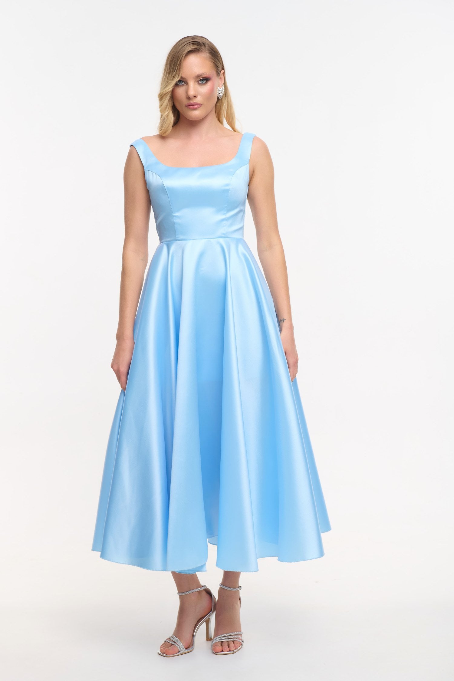 Cocktail Midi Φόρεμα Σατέν Με Κορδόνια Στην Πλάτη Light Blue - Carmen - Image 12