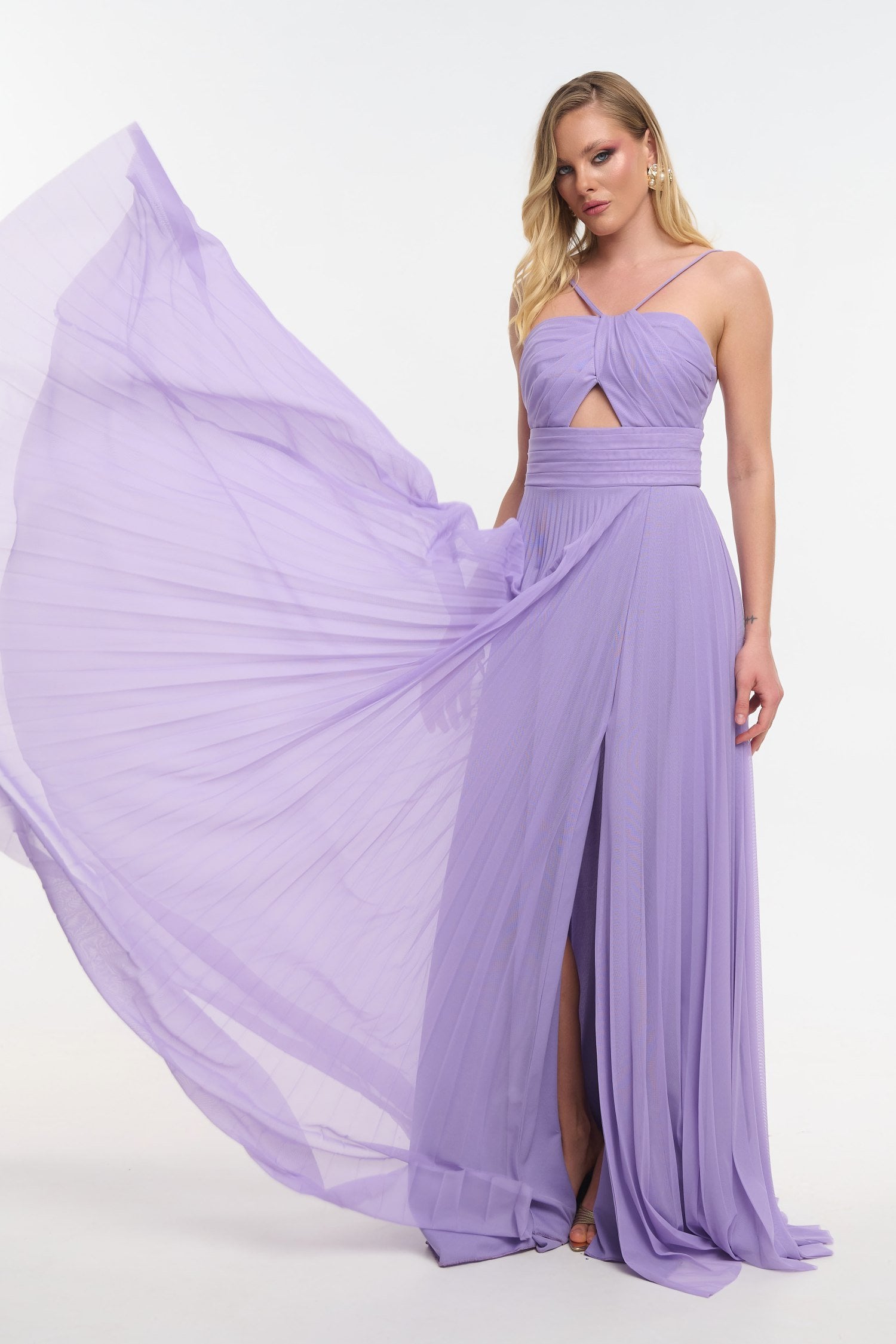 Maxi Φόρεμα Με Πλισέ Τούλι και Cut Out Μπούστο Λιλά - Flor - Image 3