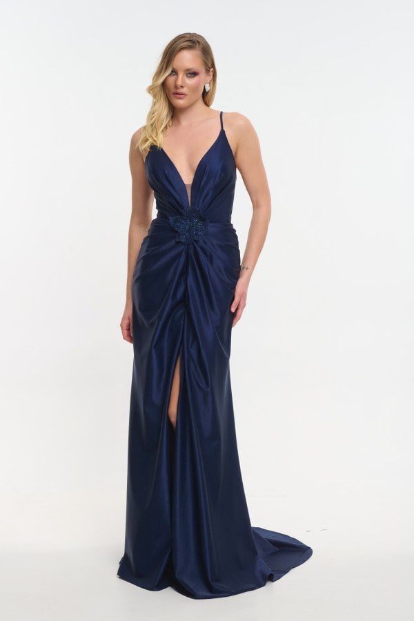 Maxi Φόρεμα Σατέν Με Σκίσιμο Ουρά Και 3D Λουλούδι Navy Blue - Lance